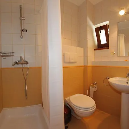 Hostel Nova Route *