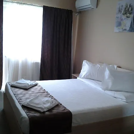 Albergue Nova Route *